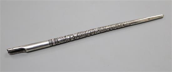 A Chinese silver pen length 17cm